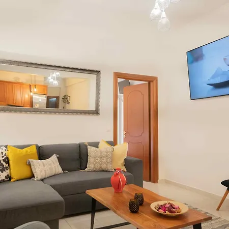 Cloe Corfu Airport Apartment *
